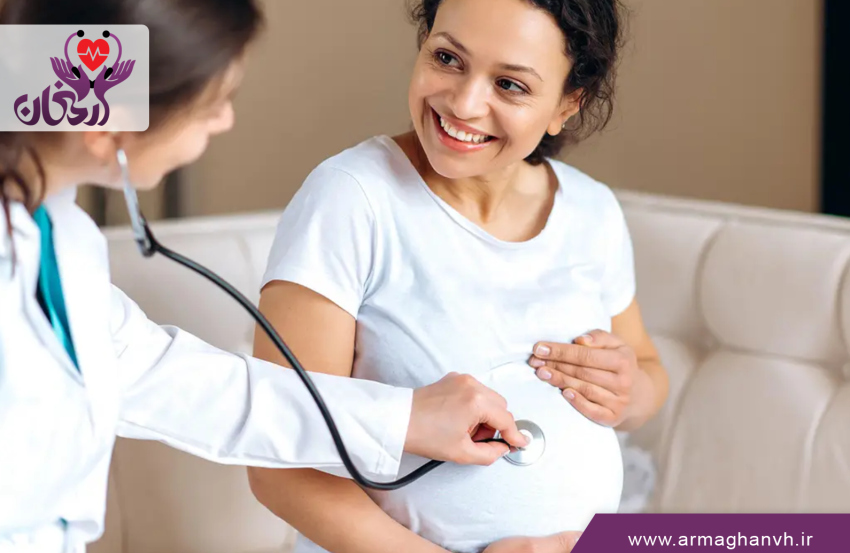 پرستار زن باردار در منزل